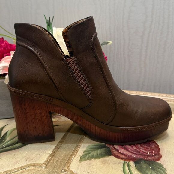 Kork-Ease Robin Brown Platform Ankle Boots Sz 9.5 - Picture 3 of 13